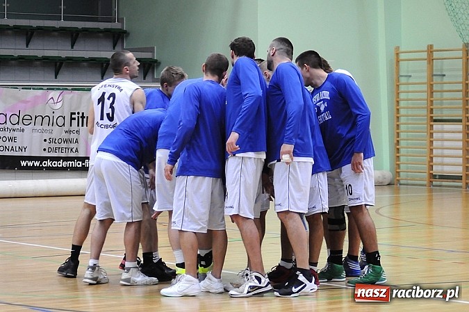 Zdjęcie w galerii na portalu naszraciborz.pl: Derby Raciborza dla Ofensywy wiadomości z regionu