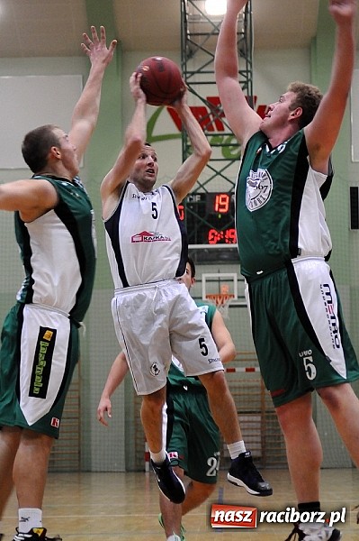 Zdjęcie w galerii na portalu naszraciborz.pl: Derby Raciborza dla Ofensywy wiadomości z regionu