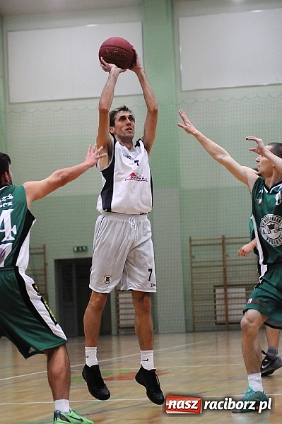 Zdjęcie w galerii na portalu naszraciborz.pl: Derby Raciborza dla Ofensywy wiadomości z regionu