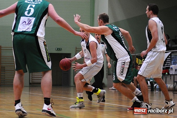 Zdjęcie w galerii na portalu naszraciborz.pl: Derby Raciborza dla Ofensywy wiadomości z regionu