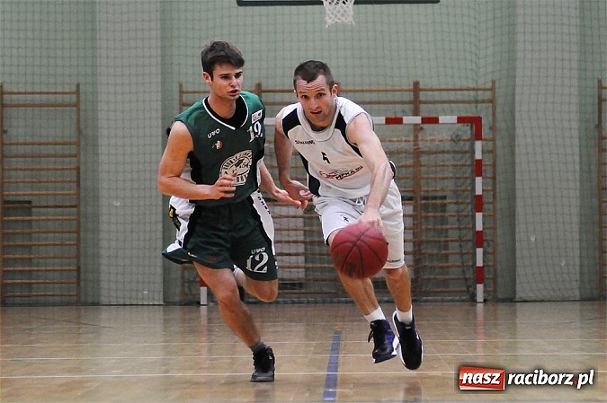 Zdjęcie w galerii na portalu naszraciborz.pl: Derby Raciborza dla Ofensywy wiadomości z regionu