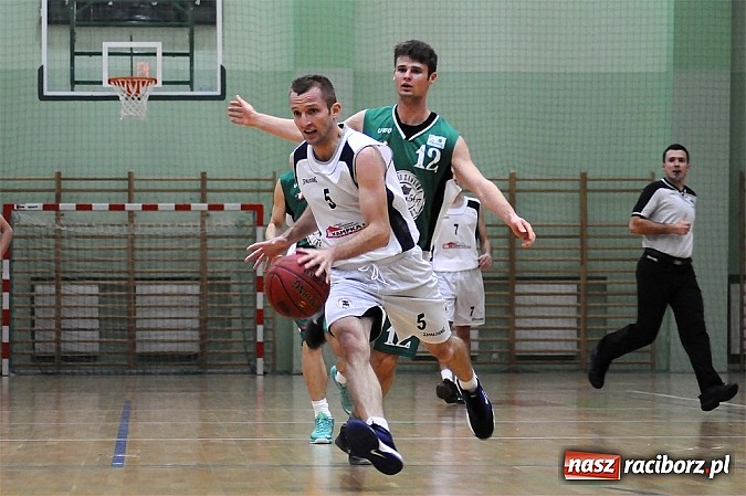 Zdjęcie w galerii na portalu naszraciborz.pl: Derby Raciborza dla Ofensywy wiadomości z regionu