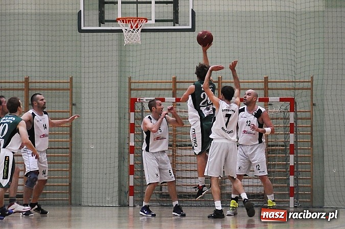 Zdjęcie w galerii na portalu naszraciborz.pl: Derby Raciborza dla Ofensywy wiadomości z regionu