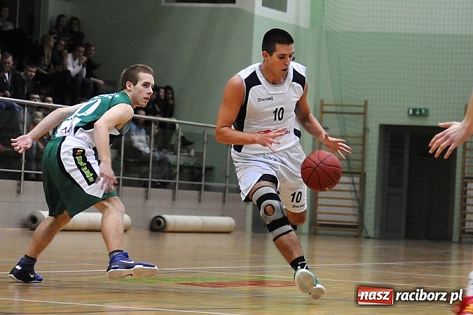Zdjęcie w galerii na portalu naszraciborz.pl: Derby Raciborza dla Ofensywy wiadomości z regionu