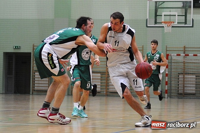Zdjęcie w galerii na portalu naszraciborz.pl: Derby Raciborza dla Ofensywy wiadomości z regionu