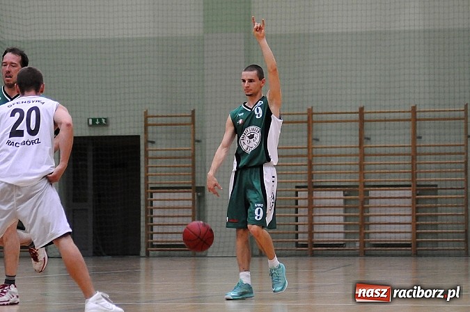 Zdjęcie w galerii na portalu naszraciborz.pl: Derby Raciborza dla Ofensywy wiadomości z regionu