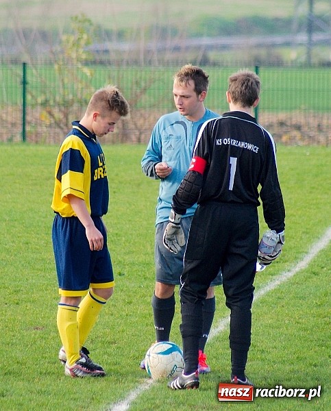 Zdjęcie w galerii na portalu naszraciborz.pl: Bezproblemowa wygrana juniorów Krzanowic wiadomości z regionu