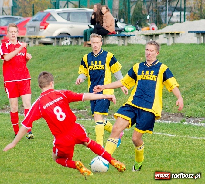 Zdjęcie w galerii na portalu naszraciborz.pl: Bezproblemowa wygrana juniorów Krzanowic wiadomości z regionu