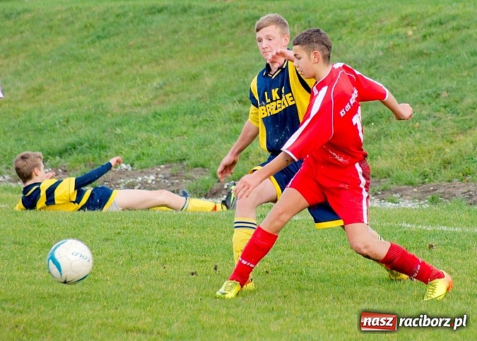 Zdjęcie w galerii na portalu naszraciborz.pl: Bezproblemowa wygrana juniorów Krzanowic wiadomości z regionu