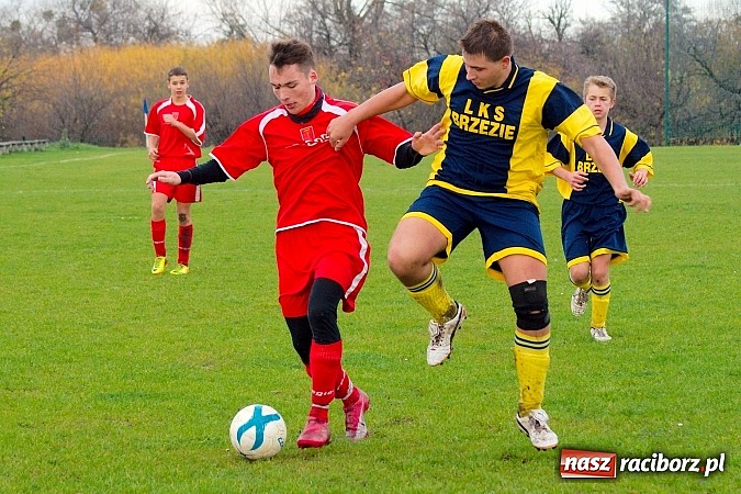 Zdjęcie w galerii na portalu naszraciborz.pl: Bezproblemowa wygrana juniorów Krzanowic wiadomości z regionu