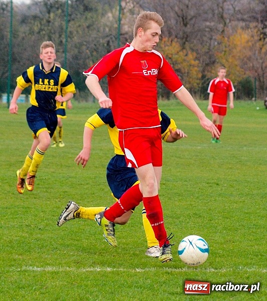 Zdjęcie w galerii na portalu naszraciborz.pl: Bezproblemowa wygrana juniorów Krzanowic wiadomości z regionu