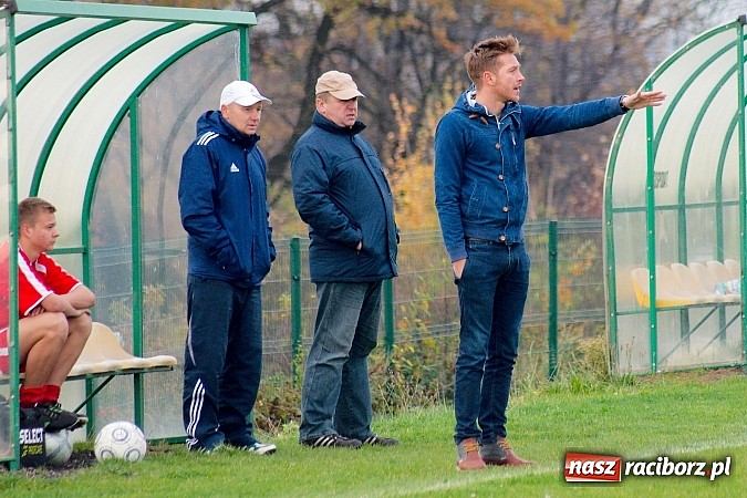 Zdjęcie w galerii na portalu naszraciborz.pl: Bezproblemowa wygrana juniorów Krzanowic wiadomości z regionu