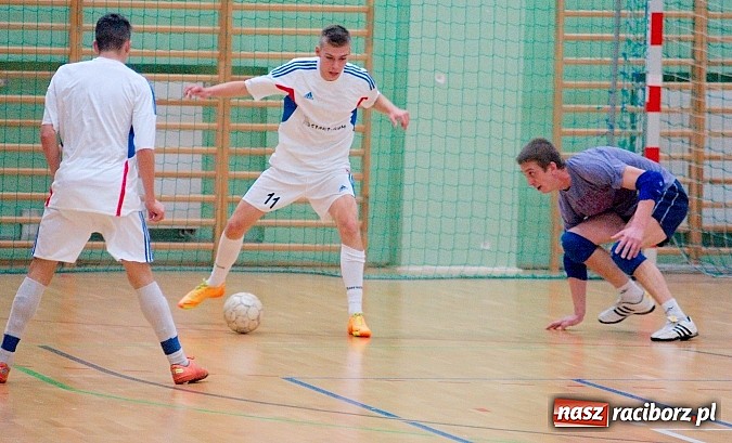 Zdjęcie w galerii na portalu naszraciborz.pl: Grad goli w inauguracji II ligi Eco-Bud HLPN wiadomości z regionu