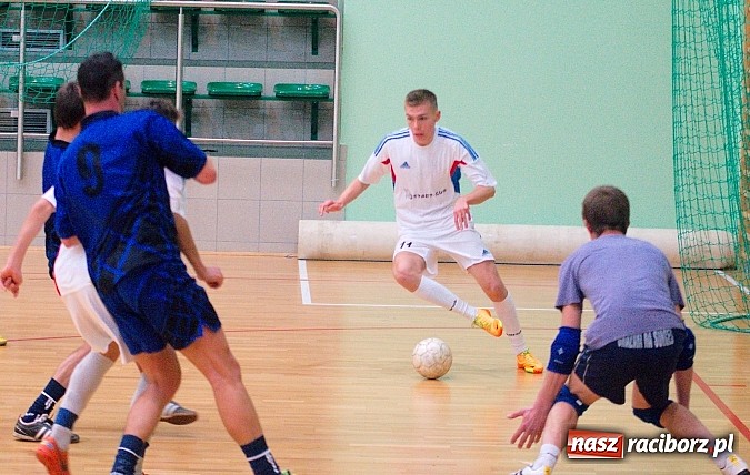 Zdjęcie w galerii na portalu naszraciborz.pl: Grad goli w inauguracji II ligi Eco-Bud HLPN wiadomości z regionu