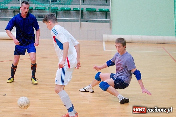 Zdjęcie w galerii na portalu naszraciborz.pl: Grad goli w inauguracji II ligi Eco-Bud HLPN wiadomości z regionu