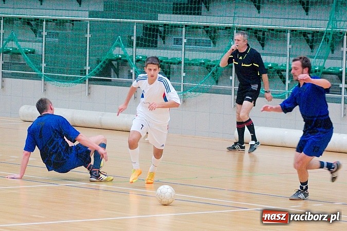 Zdjęcie w galerii na portalu naszraciborz.pl: Grad goli w inauguracji II ligi Eco-Bud HLPN wiadomości z regionu