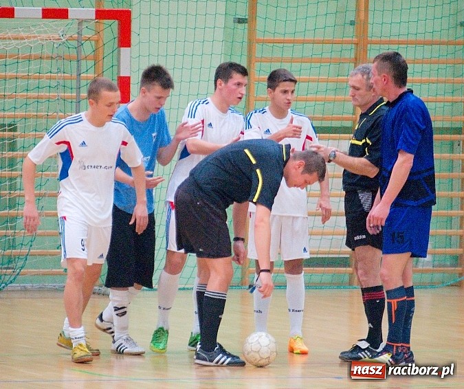 Zdjęcie w galerii na portalu naszraciborz.pl: Grad goli w inauguracji II ligi Eco-Bud HLPN wiadomości z regionu