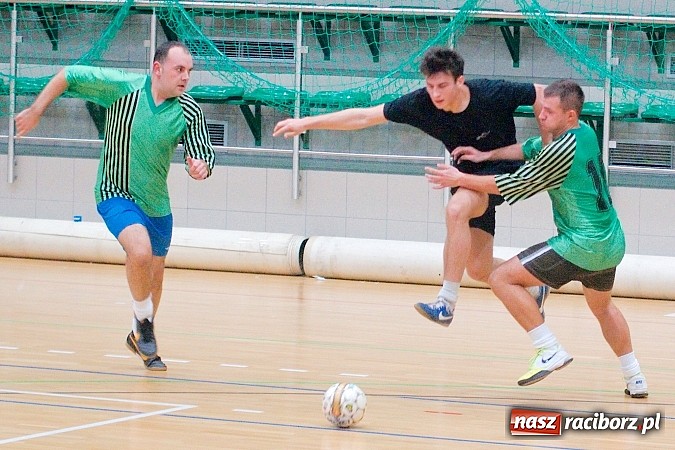 Zdjęcie w galerii na portalu naszraciborz.pl: Grad goli w inauguracji II ligi Eco-Bud HLPN wiadomości z regionu