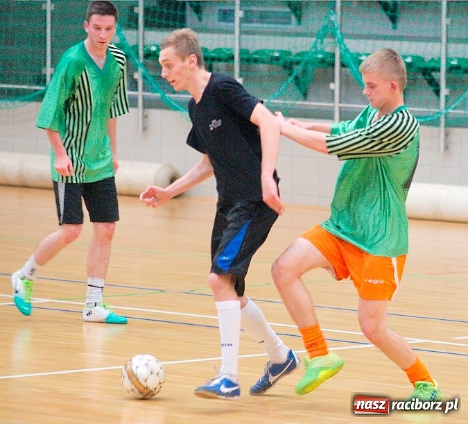 Zdjęcie w galerii na portalu naszraciborz.pl: Grad goli w inauguracji II ligi Eco-Bud HLPN wiadomości z regionu