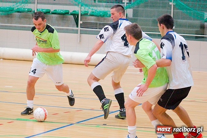 Zdjęcie w galerii na portalu naszraciborz.pl: Grad goli w inauguracji II ligi Eco-Bud HLPN wiadomości z regionu