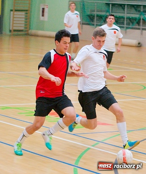 Zdjęcie w galerii na portalu naszraciborz.pl: Grad goli w inauguracji II ligi Eco-Bud HLPN wiadomości z regionu