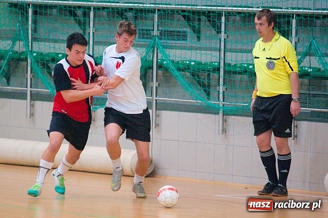 Zdjęcie w galerii na portalu naszraciborz.pl: Grad goli w inauguracji II ligi Eco-Bud HLPN wiadomości z regionu