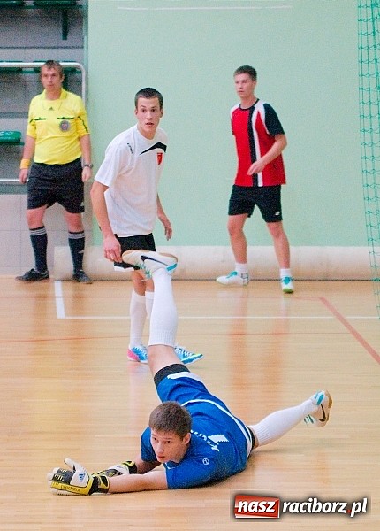 Zdjęcie w galerii na portalu naszraciborz.pl: Grad goli w inauguracji II ligi Eco-Bud HLPN wiadomości z regionu