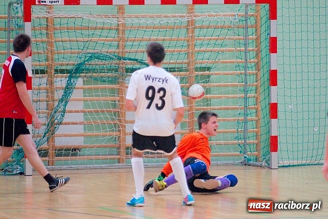 Zdjęcie w galerii na portalu naszraciborz.pl: Grad goli w inauguracji II ligi Eco-Bud HLPN wiadomości z regionu