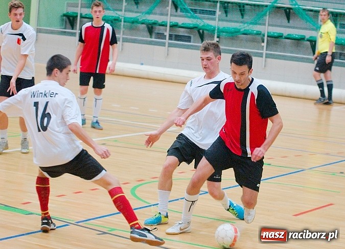 Zdjęcie w galerii na portalu naszraciborz.pl: Grad goli w inauguracji II ligi Eco-Bud HLPN wiadomości z regionu