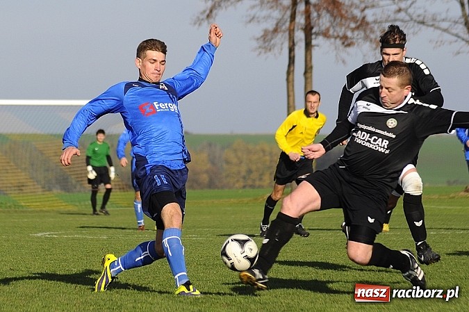 Zdjęcie w galerii na portalu naszraciborz.pl: Borucin zwycięża w hicie A klasy wiadomości z regionu