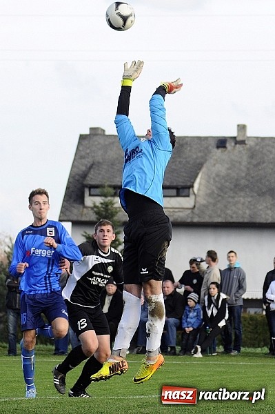 Zdjęcie w galerii na portalu naszraciborz.pl: Borucin zwycięża w hicie A klasy wiadomości z regionu