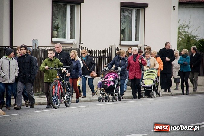 Zdjęcie w galerii na portalu naszraciborz.pl: Przemarsz na św. Marcina w Studziennej wiadomości z regionu