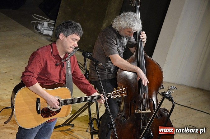 Zdjęcie w galerii na portalu naszraciborz.pl: Stare Dobre Małżeństwo przy pełnej sali RCK wiadomości z regionu