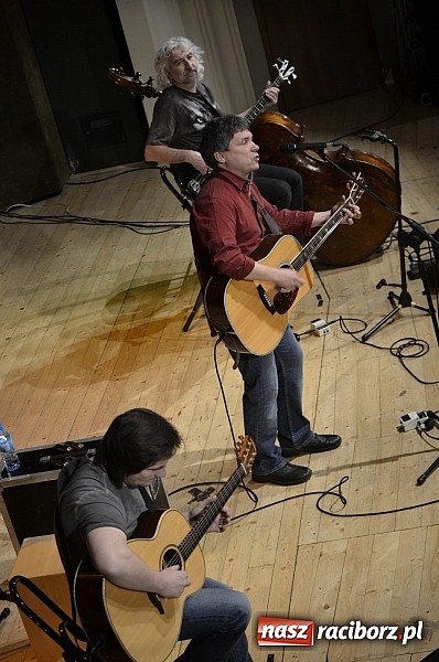 Zdjęcie w galerii na portalu naszraciborz.pl: Stare Dobre Małżeństwo przy pełnej sali RCK wiadomości z regionu