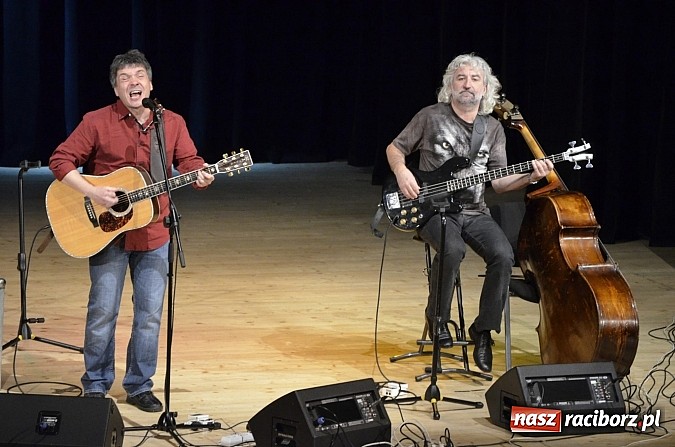 Zdjęcie w galerii na portalu naszraciborz.pl: Stare Dobre Małżeństwo przy pełnej sali RCK wiadomości z regionu