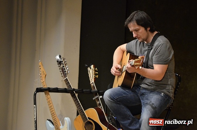 Zdjęcie w galerii na portalu naszraciborz.pl: Stare Dobre Małżeństwo przy pełnej sali RCK wiadomości z regionu