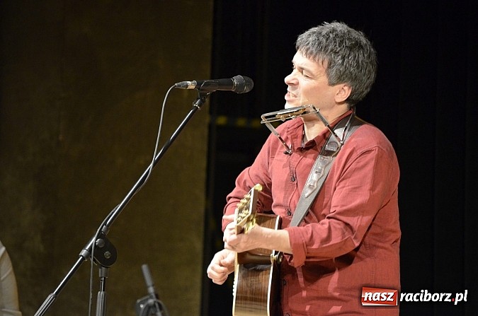 Zdjęcie w galerii na portalu naszraciborz.pl: Stare Dobre Małżeństwo przy pełnej sali RCK wiadomości z regionu