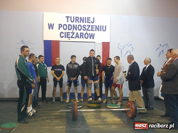 Zdjęcie w galerii na portalu naszraciborz.pl: Michał Tichanów pierwszy na zawodach ciężarowców wiadomości z regionu