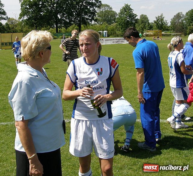 Zdjęcie w galerii na portalu naszraciborz.pl: Twierdza Wrocław zdobyta. Unia Mistrzem Polski wiadomości z regionu