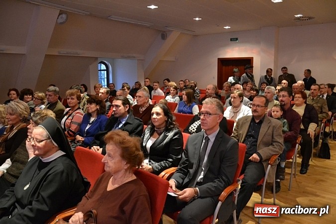 Zdjęcie w galerii na portalu naszraciborz.pl: Na zamku uroczyście zainaugurowano obchody Roku Gawliny wiadomości z regionu