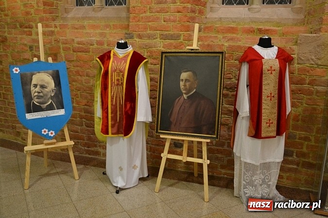 Zdjęcie w galerii na portalu naszraciborz.pl: Na zamku uroczyście zainaugurowano obchody Roku Gawliny wiadomości z regionu