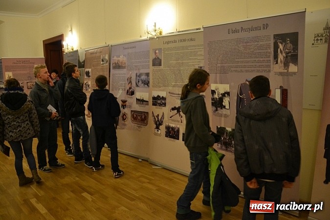 Zdjęcie w galerii na portalu naszraciborz.pl: Na zamku uroczyście zainaugurowano obchody Roku Gawliny wiadomości z regionu