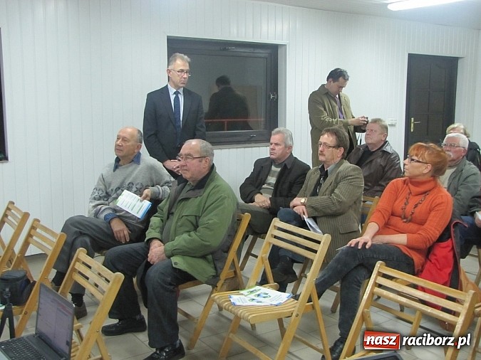 Zdjęcie w galerii na portalu naszraciborz.pl: Zaczarowany Ogród rozczarował mieszkańców Obory wiadomości z regionu