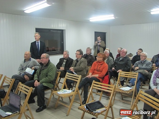 Zdjęcie w galerii na portalu naszraciborz.pl: Zaczarowany Ogród rozczarował mieszkańców Obory wiadomości z regionu