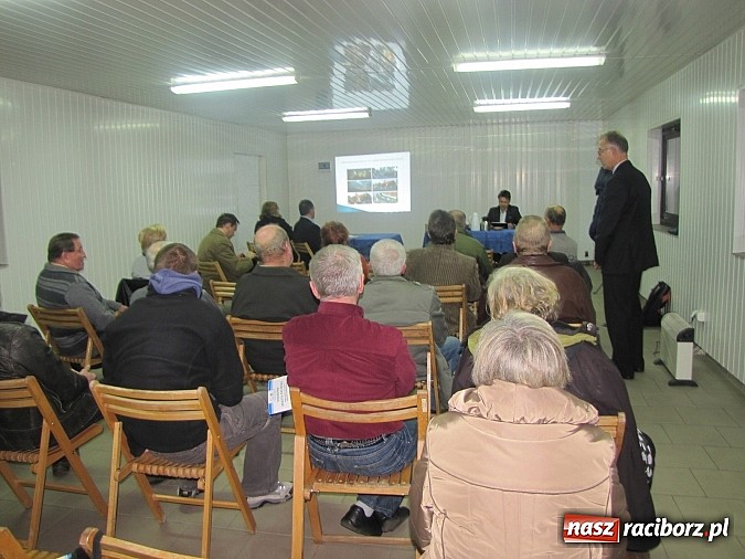 Zdjęcie w galerii na portalu naszraciborz.pl: Zaczarowany Ogród rozczarował mieszkańców Obory wiadomości z regionu