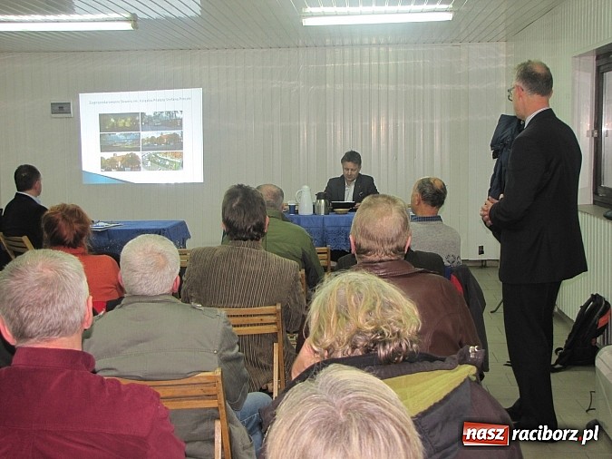 Zdjęcie w galerii na portalu naszraciborz.pl: Zaczarowany Ogród rozczarował mieszkańców Obory wiadomości z regionu