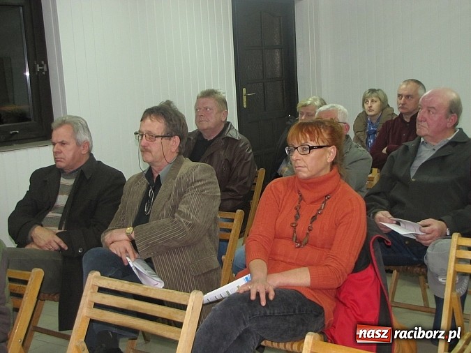 Zdjęcie w galerii na portalu naszraciborz.pl: Zaczarowany Ogród rozczarował mieszkańców Obory wiadomości z regionu