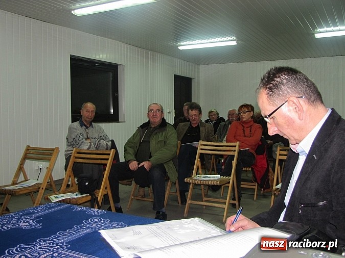 Zdjęcie w galerii na portalu naszraciborz.pl: Zaczarowany Ogród rozczarował mieszkańców Obory wiadomości z regionu