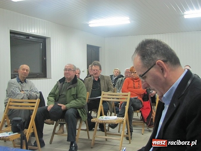 Zdjęcie w galerii na portalu naszraciborz.pl: Zaczarowany Ogród rozczarował mieszkańców Obory wiadomości z regionu