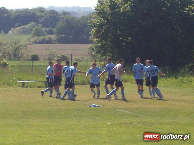 Zdjęcie w galerii na portalu naszraciborz.pl: Brzezie nie oddało punktów wiadomości z regionu